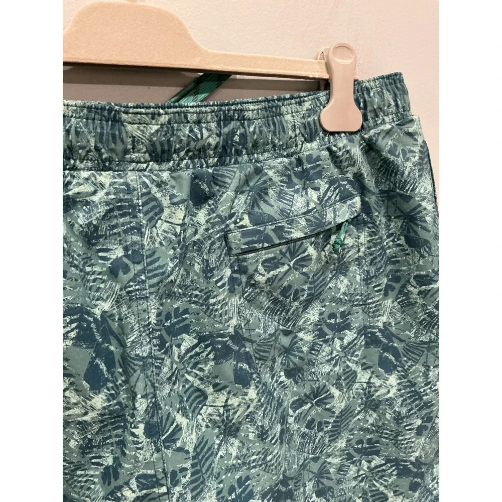 L.L. Bean adjustable water